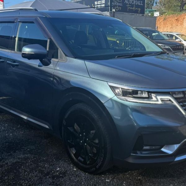 ? For sale Kia Carnival ?