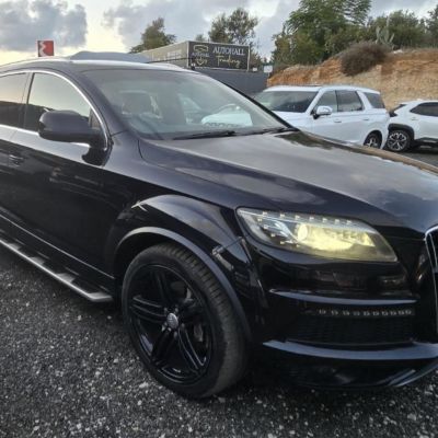 ? For sale Audi Q7 ?