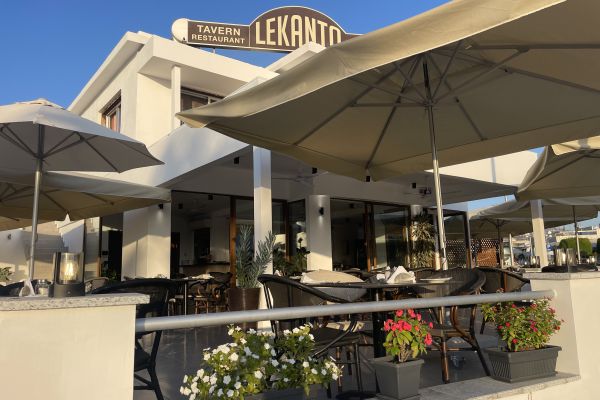Lekanto Restaurant Coral Bay