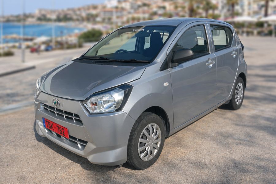 Daihatsu Mira e S Small Car Big Convenience