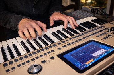 Dinner Drinks Live Entertainment